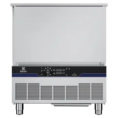 Abatitor profesional Crosswise cu unitate frigorifica integrata, compatibil cu cuptor convectie Crosswise 6xGN1/1; Capacitate racire rapida: 15 kg de la +90°C la +3°C in 104 minute