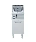 Friteuza autonoma alimentare gaz Electrolux Professional, 7 litri, cu o cuva in forma de „V” (arzatoare externe) si 1 cos