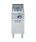 Friteuza autonoma Electrolux Professional alimentare gaz, 15 litri, cu o cuva in forma de „V” (arzatoare externe) si 1 cos