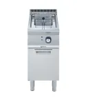 Friteuza electrica autonoma  Electrolux Professional, 15 litri, cu o cuva in forma de „V” (elementi de incalzire externi) si 1 cos