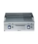 Grill pe gaz Electrolux Professional, de banc, placa neteda si placa nervurata