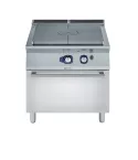 Plita solida Electrolux Professional  cu alimentare pe gaz (7 kW) pe cuptor cu alimentare pe gaz (6 kW)