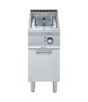 Friteuza electrica autonoma Electrolux Professional, 7 litri, cu o cuva in forma de „V” (elementi de incalzire externi) si 1 cos